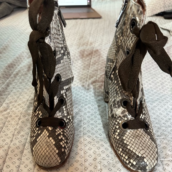 Franco Cuadra🐍 - Picture 3 of 5